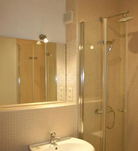 アパート Koenigstrasse バート・ベルクツァーバーン